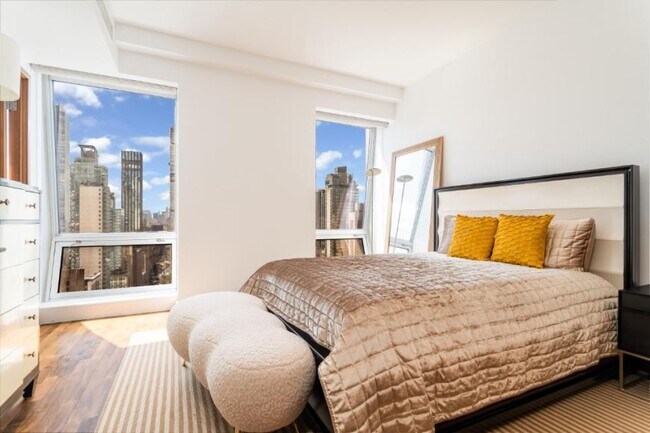 Building Photo - 1 bedroom in New York NY 10018