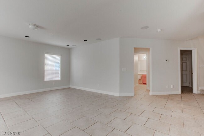 Building Photo - 7769 Tattersall Flag St