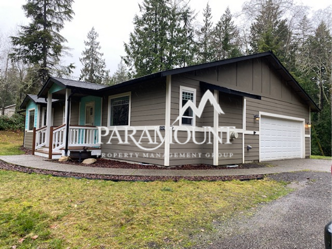 Building Photo - Beautiful 3 Bed/2 Bath Rambler Awaits!