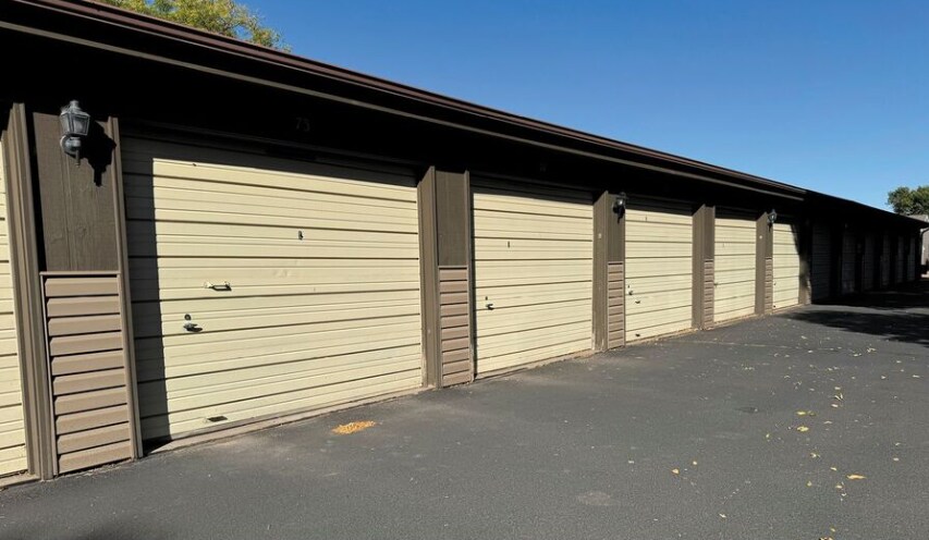 Building Photo - 3552 S Gateway Blvd