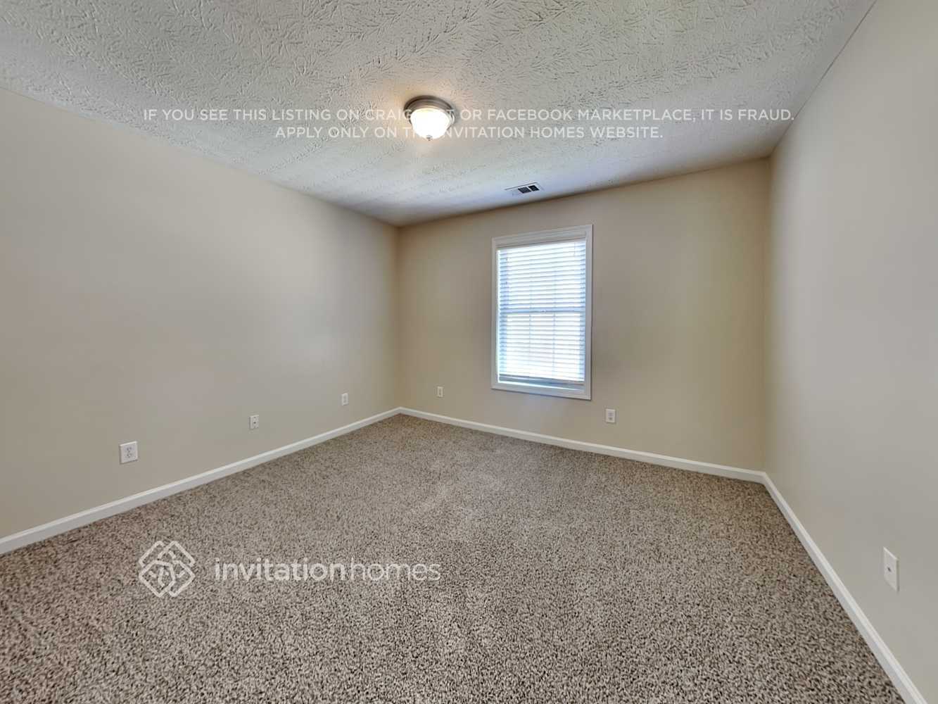 Building Photo - 1218 Everwood Dr SW