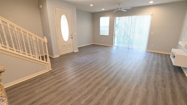 Building Photo - 9363 Strongbark Ln