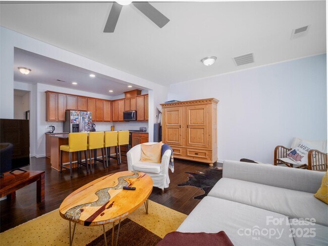 Building Photo - 9547 Glenburn Ln
