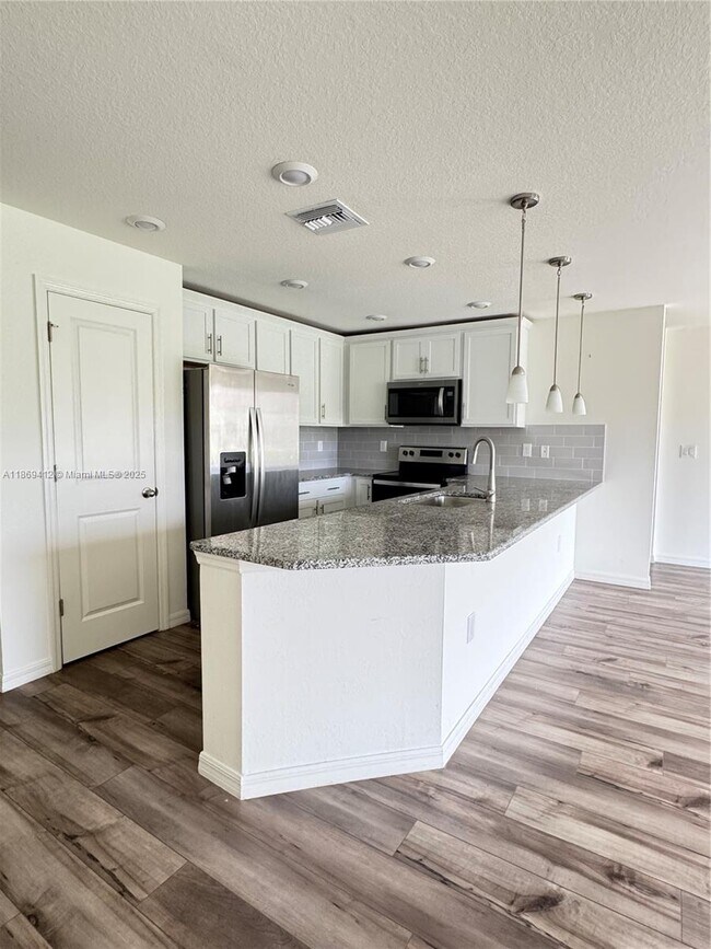 Building Photo - 15110 Caspian Tern Ct