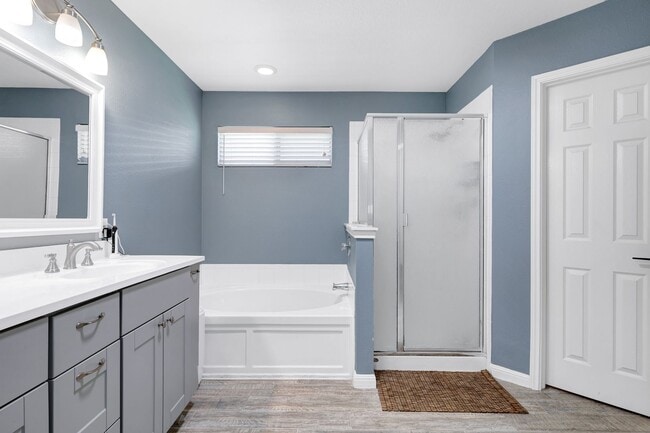 Building Photo - ***APPLICATION CURRENTLY UNDER REVIEW***Ga...