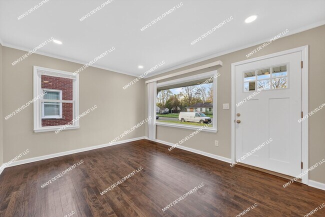 Building Photo - Fully Renovated 3-Bedroom Brick Home in Detroit!