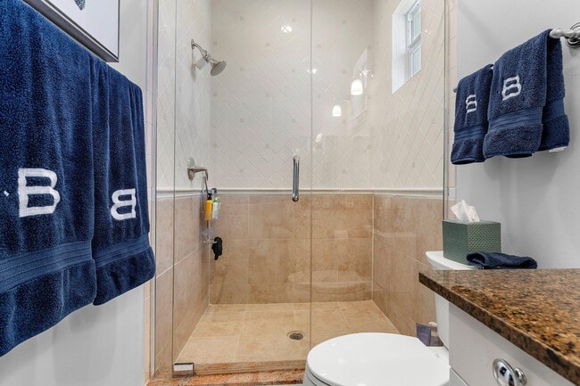 Building Photo - 75 NE 5th Ave