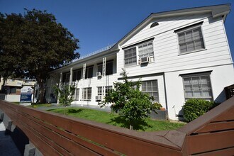 Building Photo - 5220 Radford Ave