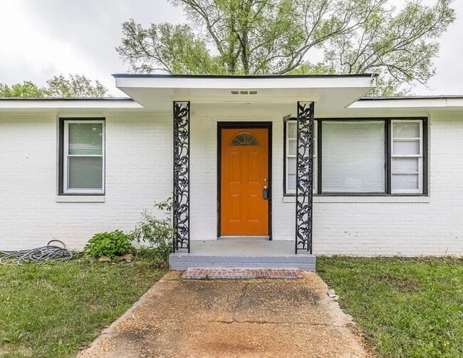 Building Photo - 4260 Villa Ave