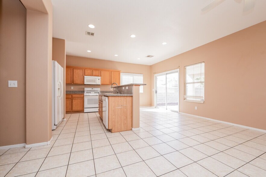 Building Photo - 5421 Sea Water Way