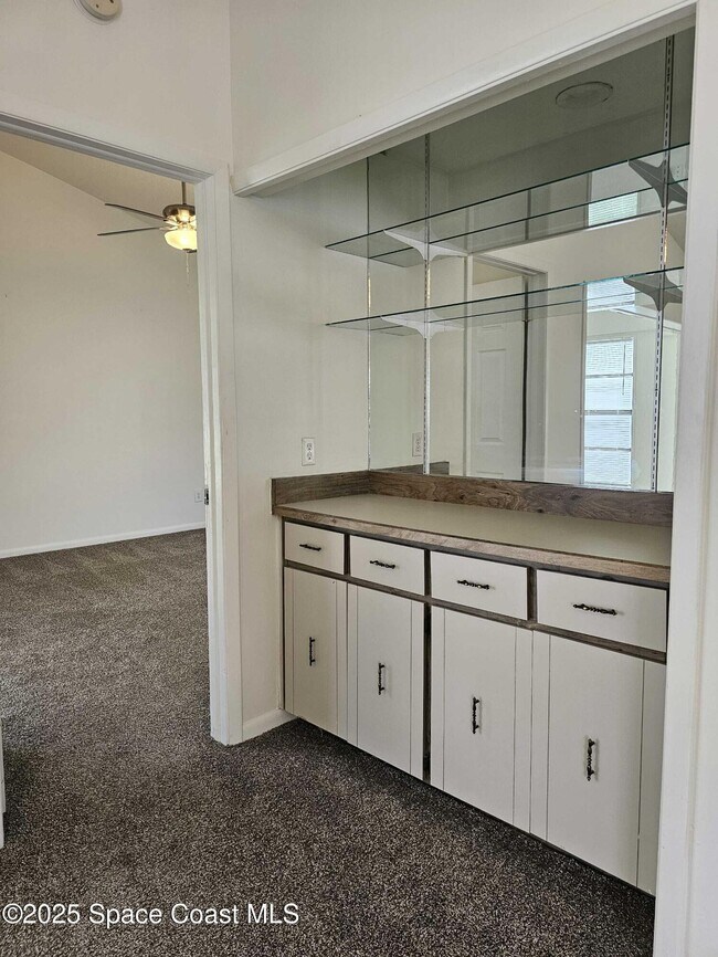 Building Photo - 391 Cypress Point Dr