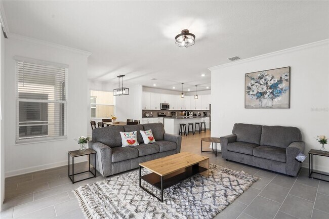 Building Photo - 8931 Takeaway Wy