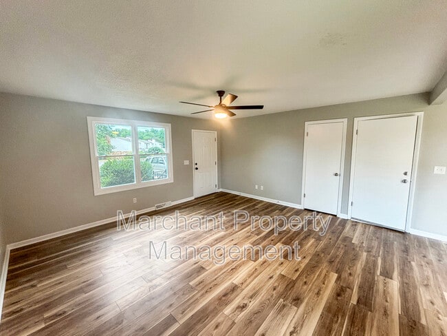 Building Photo - 4702 Old Spartanburg Rd