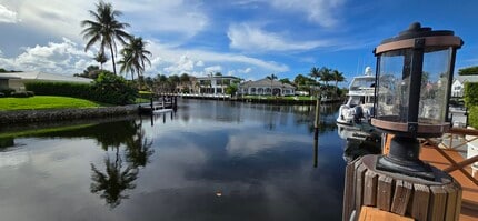 Building Photo - 4011 NE 27th Terrace