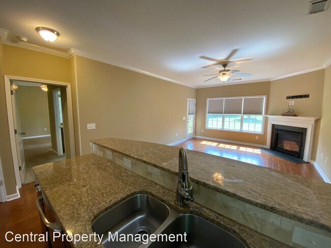 Building Photo - 3 br, 2.5 bath House - 53 Barnwood Circle