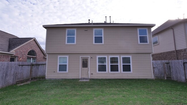 Building Photo - 3318 Madison Elm St