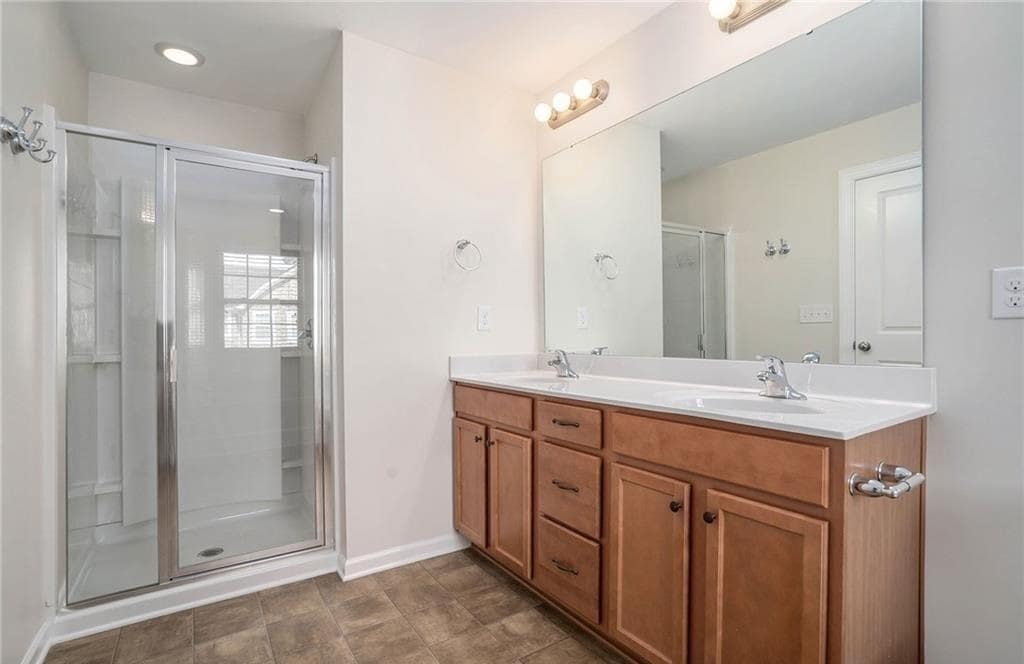 Building Photo - 7224 Lochy Ln