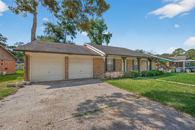 Building Photo - 108 Belvedere Dr
