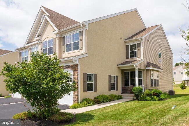 Primary Photo - 2604 Rockledge Ct