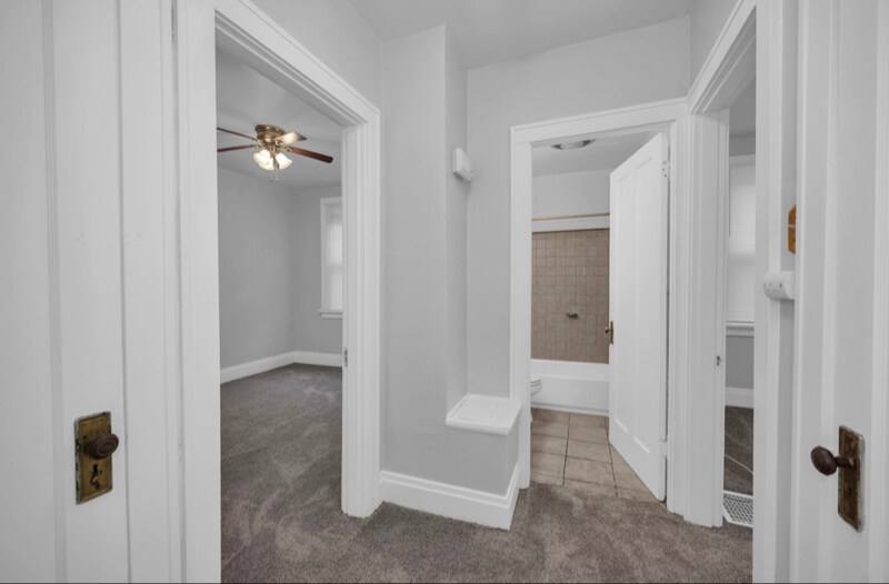 Building Photo - 834 Hermosa Ave