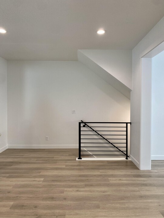 Building Photo - 638 N Autumn Ash Cir