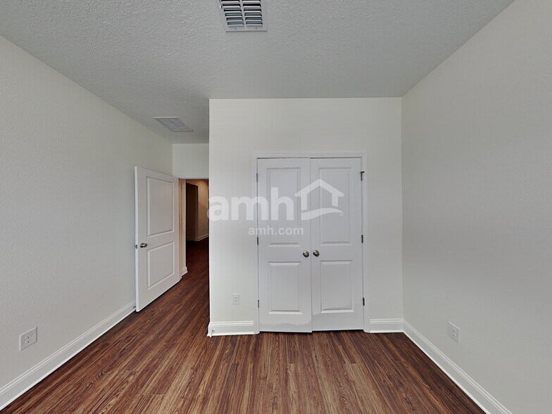 Building Photo - 104 Fornells Way
