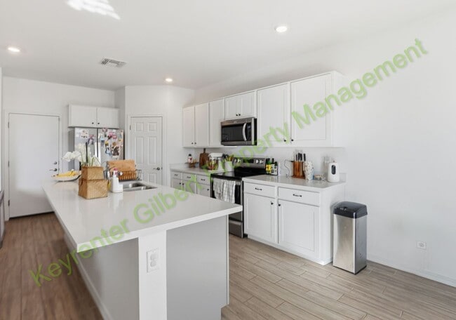 Building Photo - Lovely 2024 built 3-bed/2-bath Home in Wales Ranch