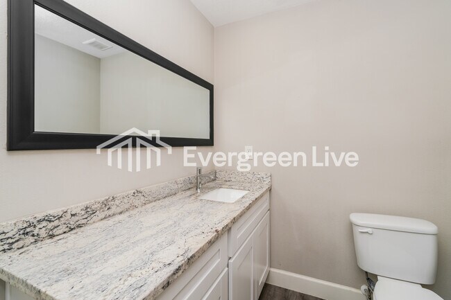 Building Photo - 5100 Goose Creek Dr