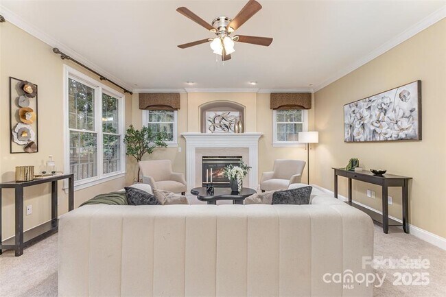 Building Photo - 3439 12 Oaks Pl