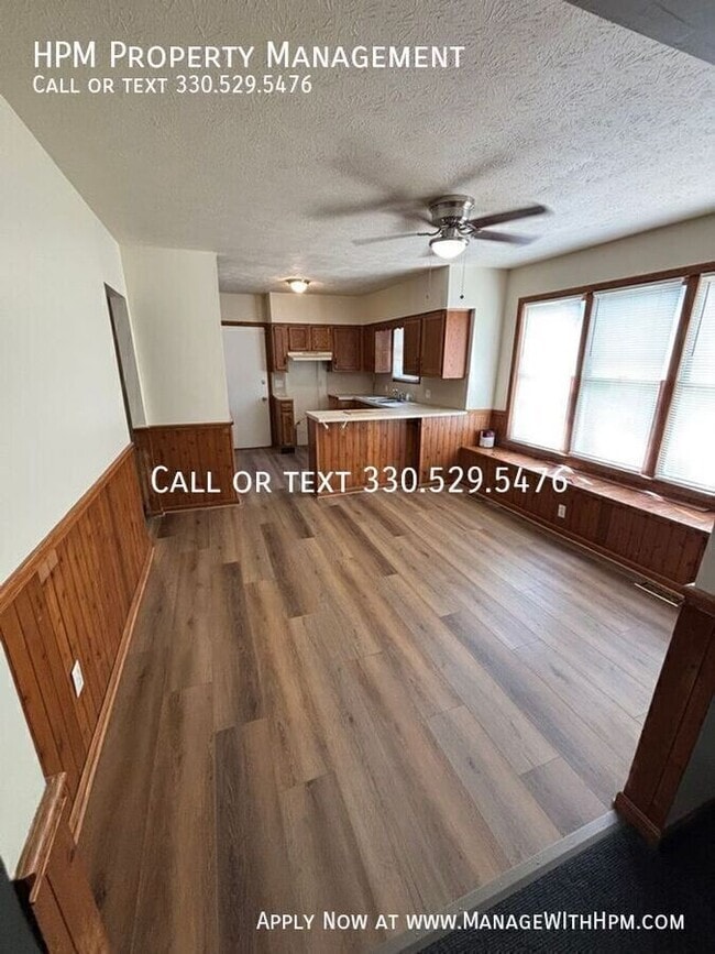 Building Photo - 1134 Bellflower-1