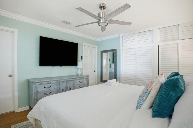 Building Photo - 525 N L St