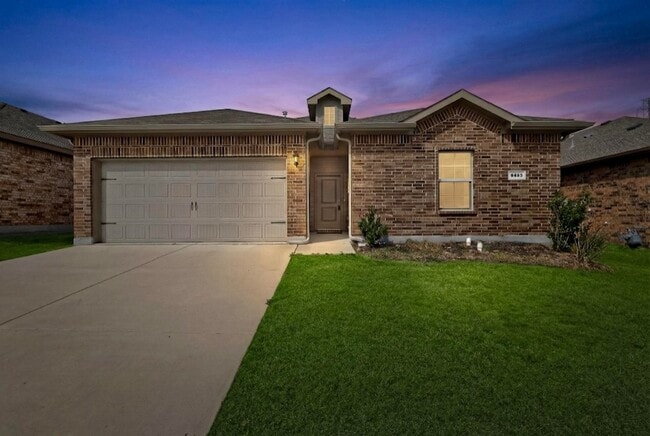 Building Photo - 8425 Wildwest Dr