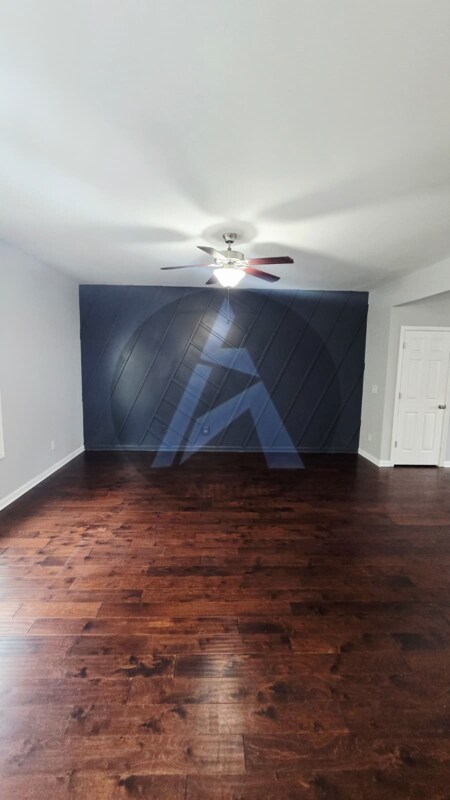 Building Photo - 208 Persian Ivy Way