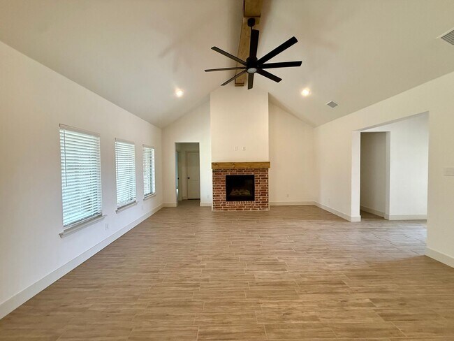 Building Photo - New Construction