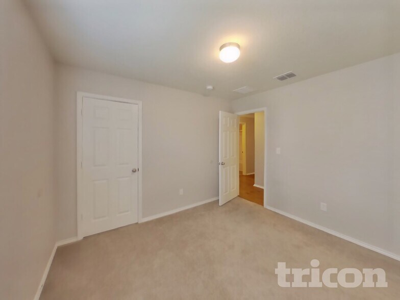 Building Photo - 8822 Preserve Trail