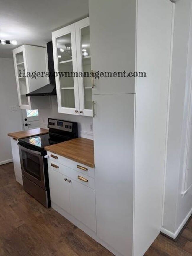 Building Photo - Greencastle - 3 BR Rancher