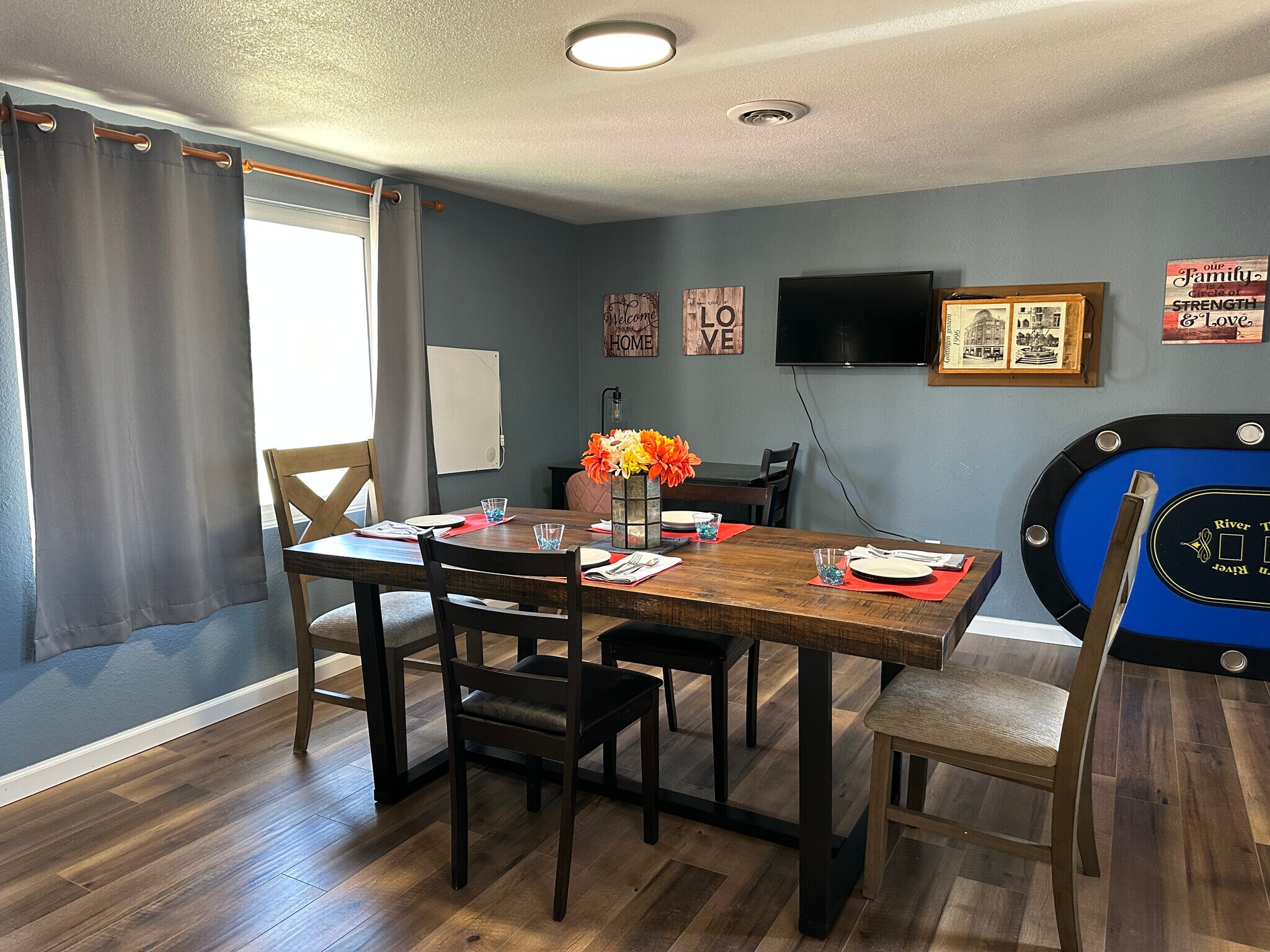 Building Photo - 1949 Daggs Loop