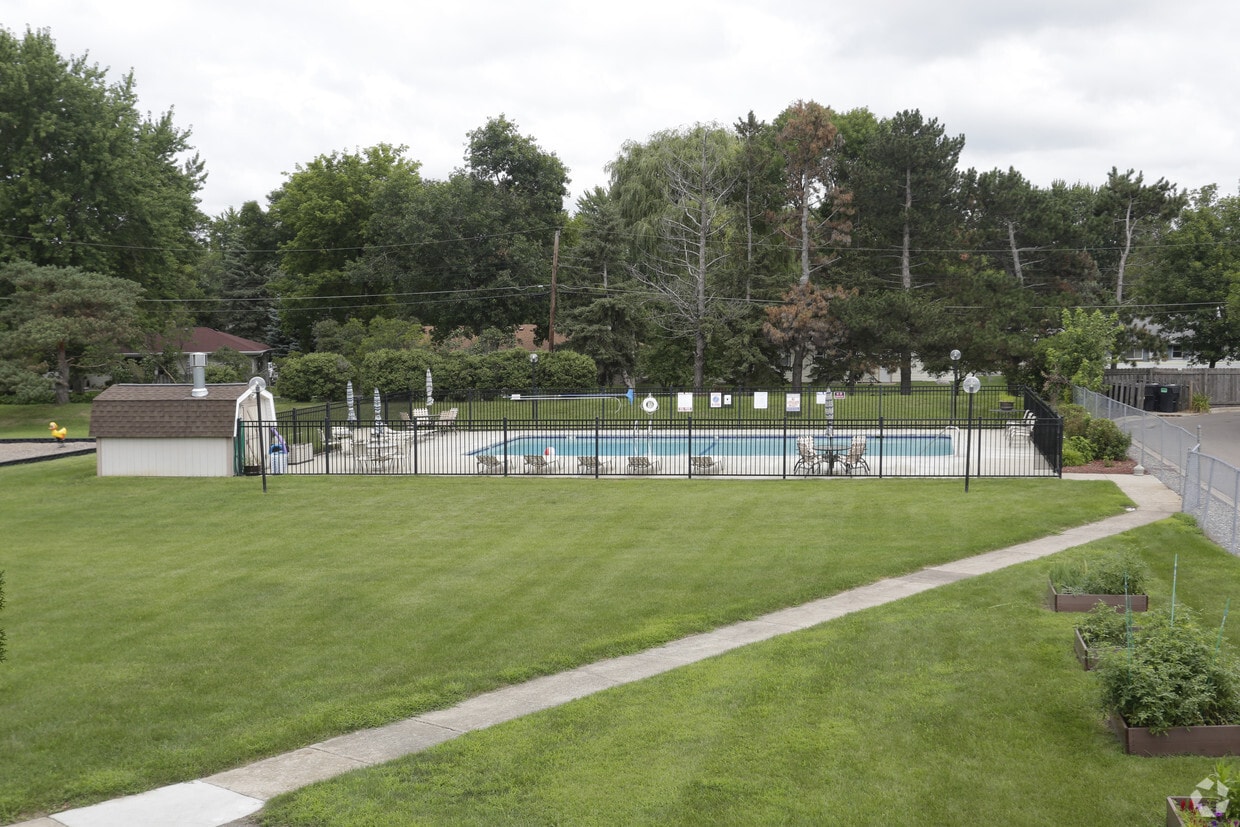 Grove Ridge Apartments Cottage Grove Mn Apartment Finder