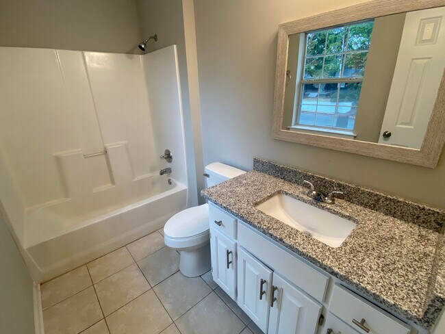 Building Photo - FrazierSt423