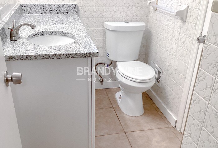 Building Photo - 6232 Lance Ln