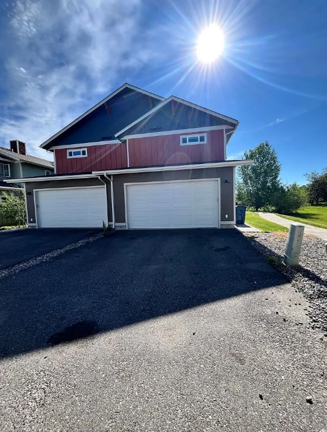 Building Photo - 365 N Ferguson Ave