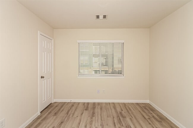 Building Photo - 5634 Amelia Plantation Dr