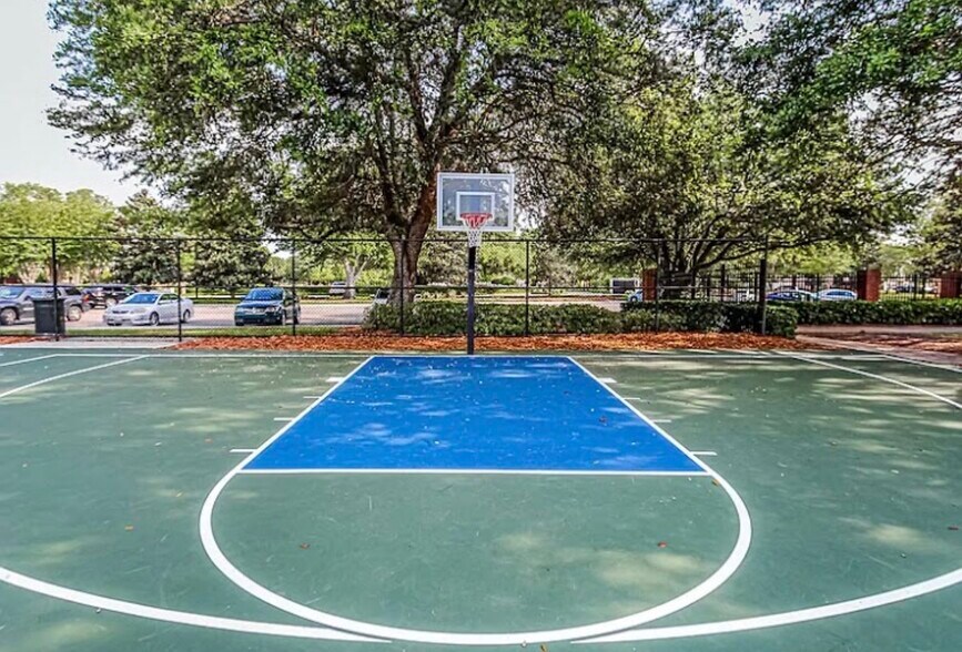 Building Photo - 785 Oakleaf Plantation Pkwy