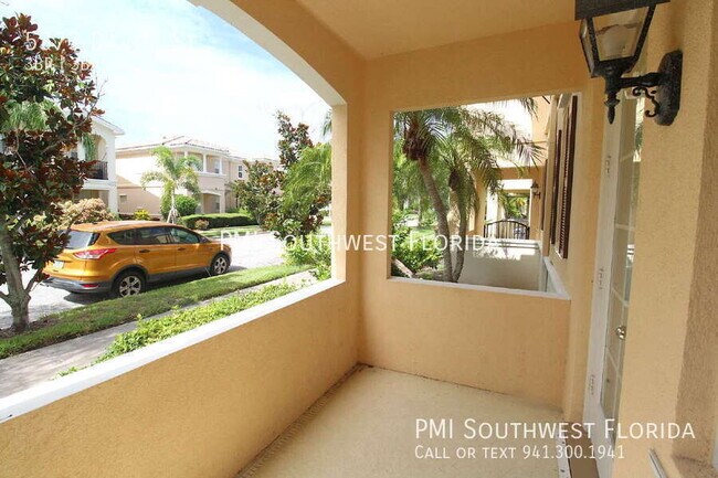 Building Photo - 5373 Davini St