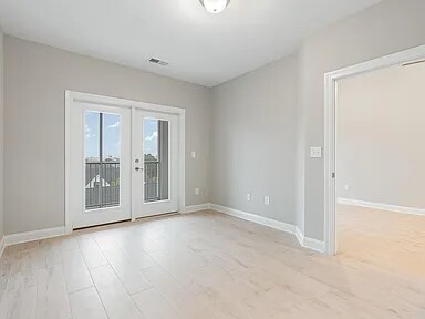 Building Photo - 165 Ella Kinley Cir