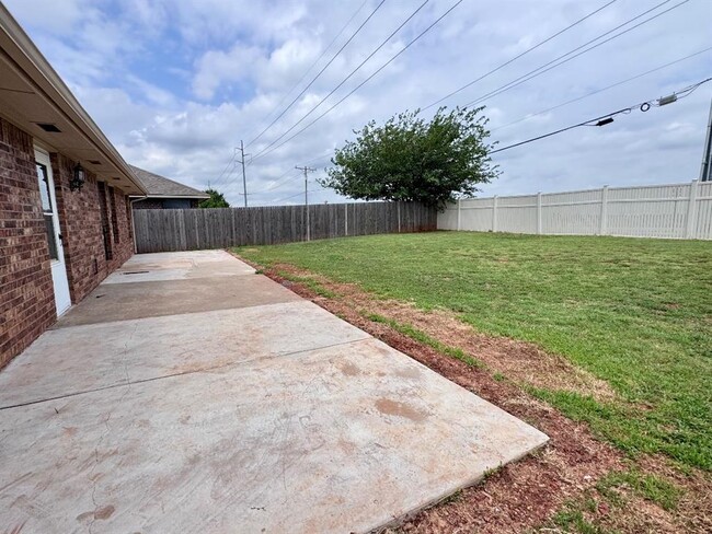 Building Photo - 4917 NW 164th Terrace