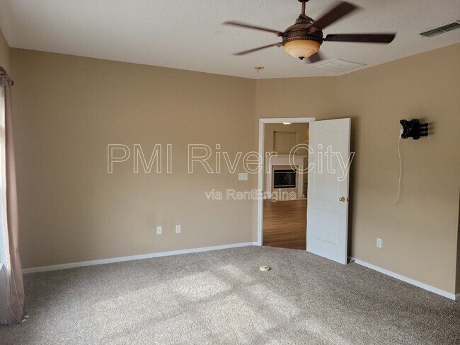 Building Photo - 14283 Big Spring St