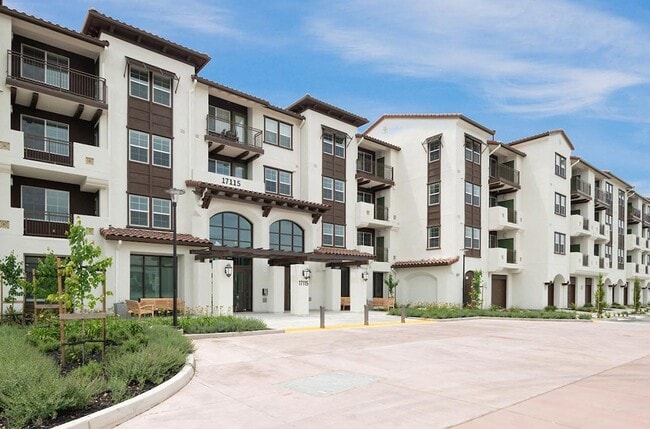Building Photo - Deer Creek Apartments