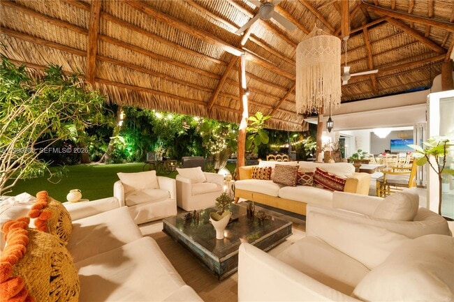 Building Photo - 330 Gulf Rd