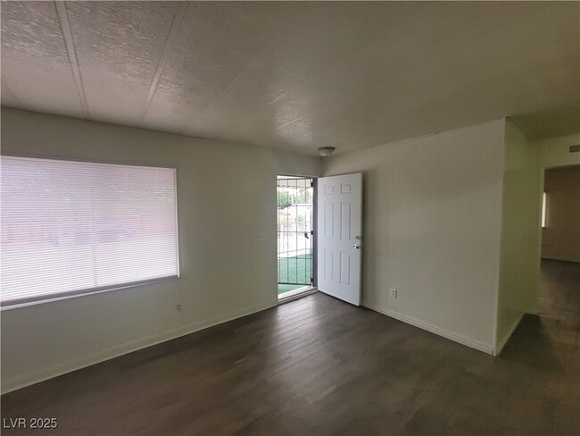 Building Photo - 367 MacFarland Ave
